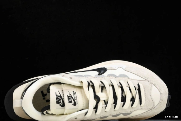 Vaporwaffle sacai Black White Nike DD1875-101 Grey 1113